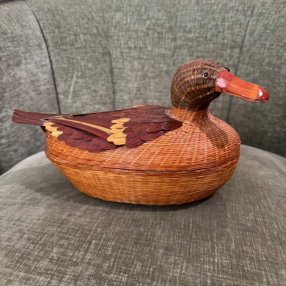Vintage Duck Wicker Basket Brown Woven Mallard Storage Trinket Box Decoy